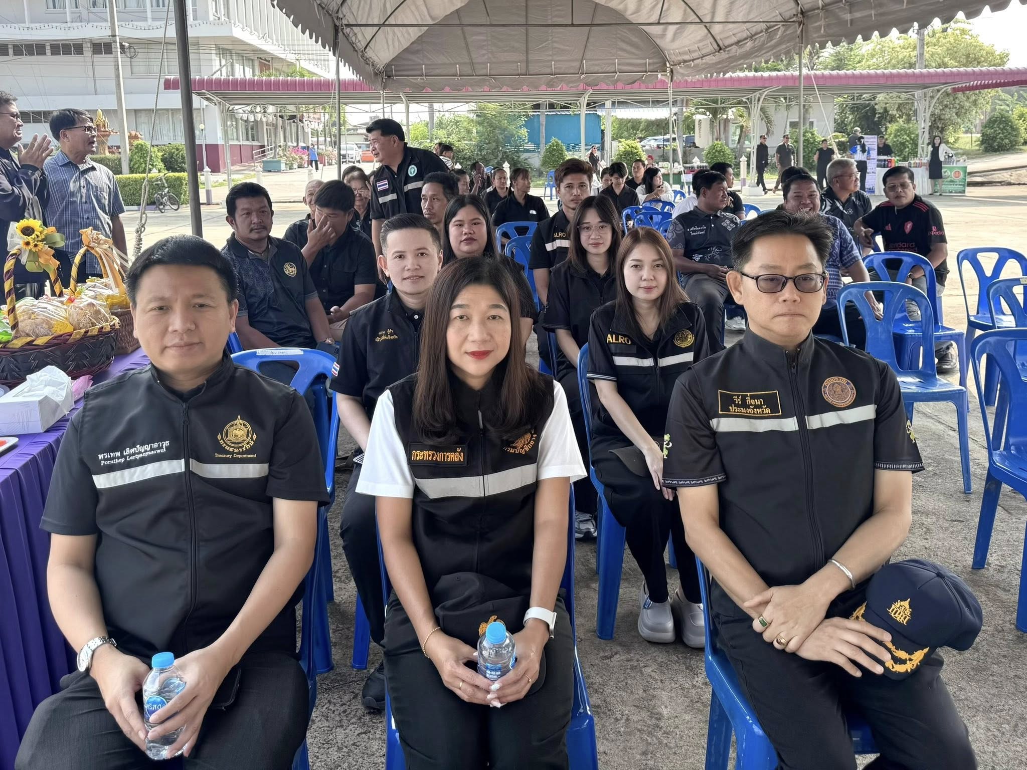 title - กิจกรรม “ไทยช่วยไทย” คนอ่างทองไม่ทิ้งใครคนไทยไม่ทิ้งกัน 